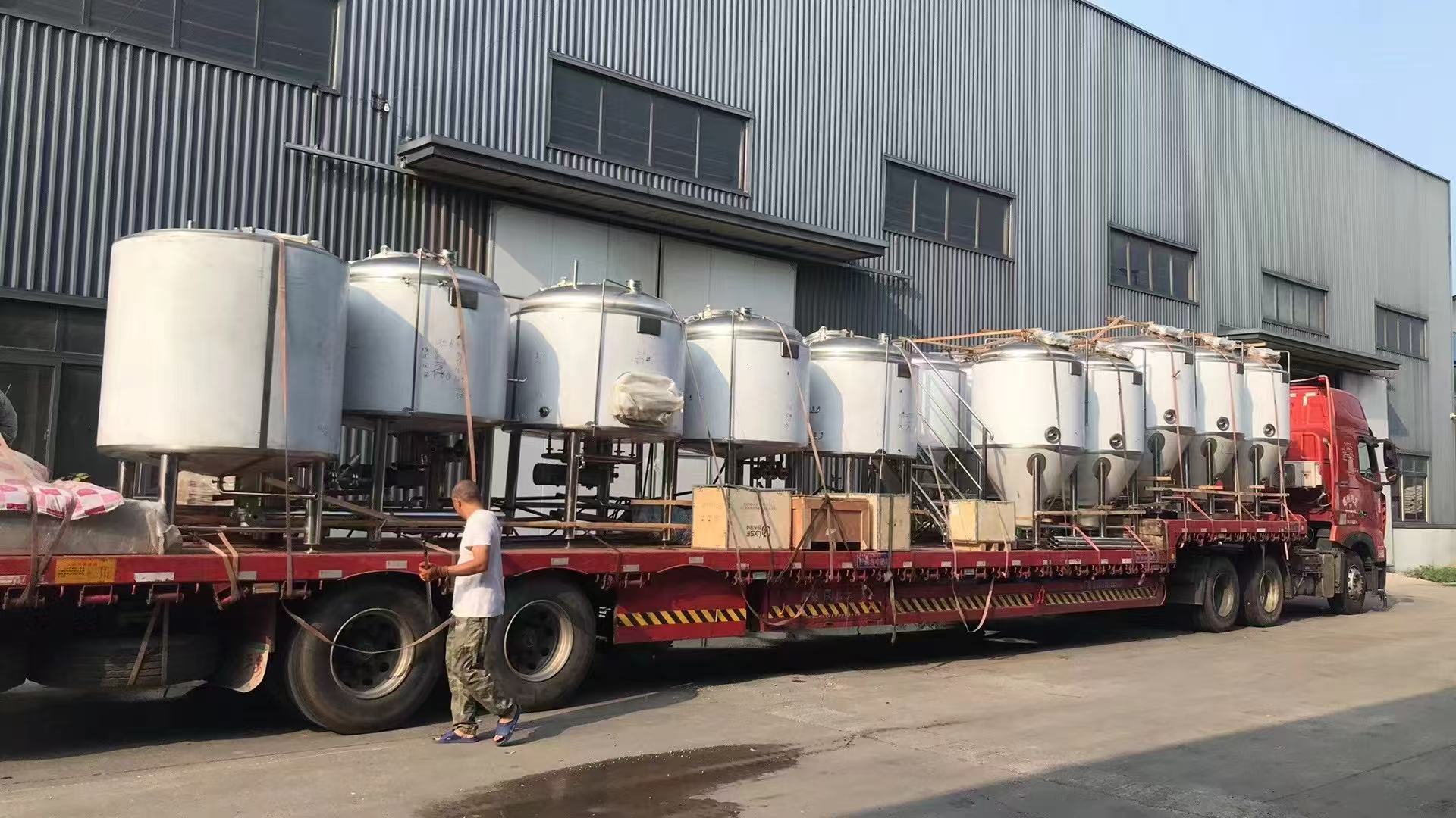 应城精酿啤酒设备厂—中小型精酿啤酒厂提供服务